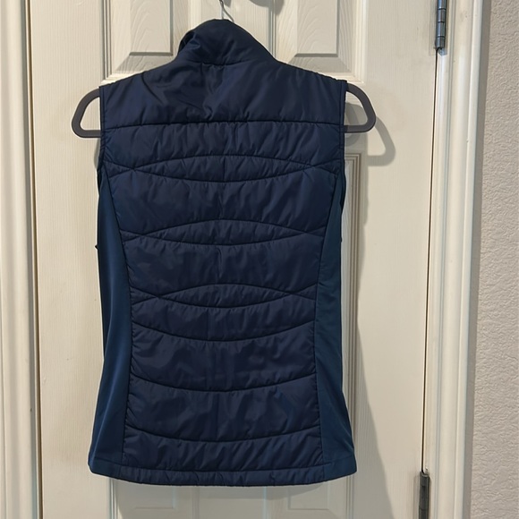 Seahawks ~ NFL Puffer Vest with Team Logo 
* NFL Team Apparel - Picture 4 of 6